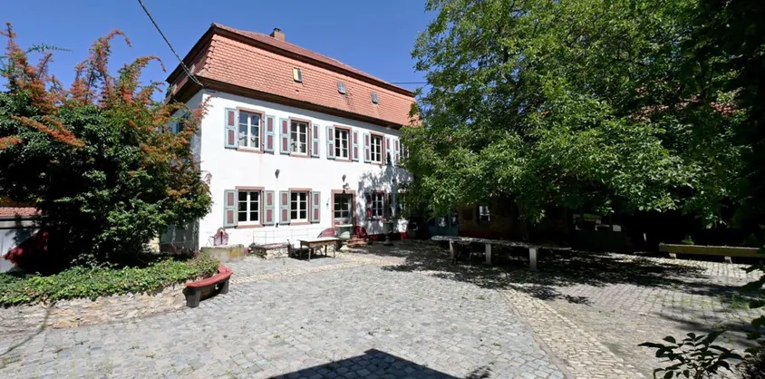 von Poll Immobilien GmbH