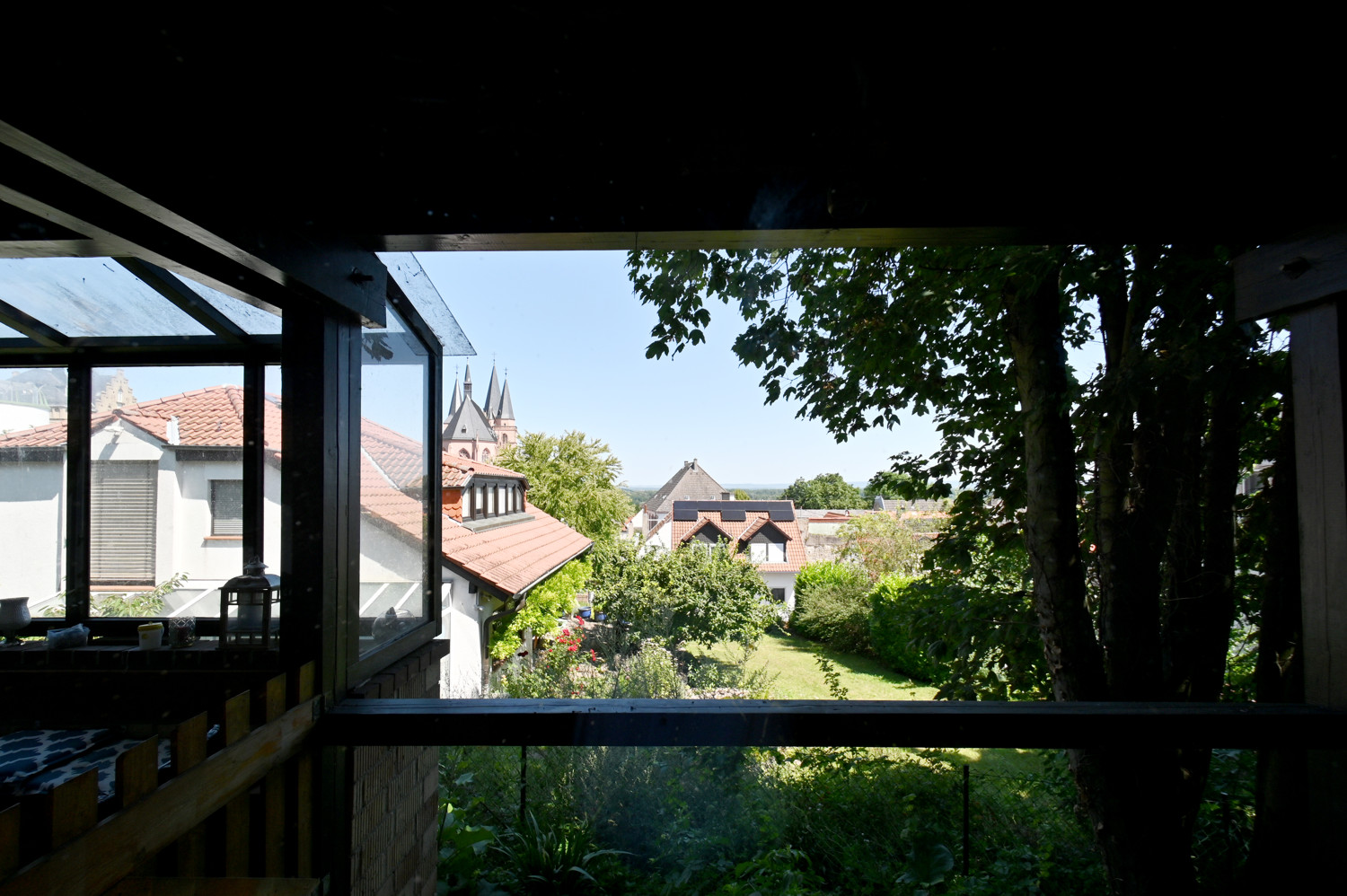 Gemütliches Familienhaus in zentraler Lage mit großem Garten!