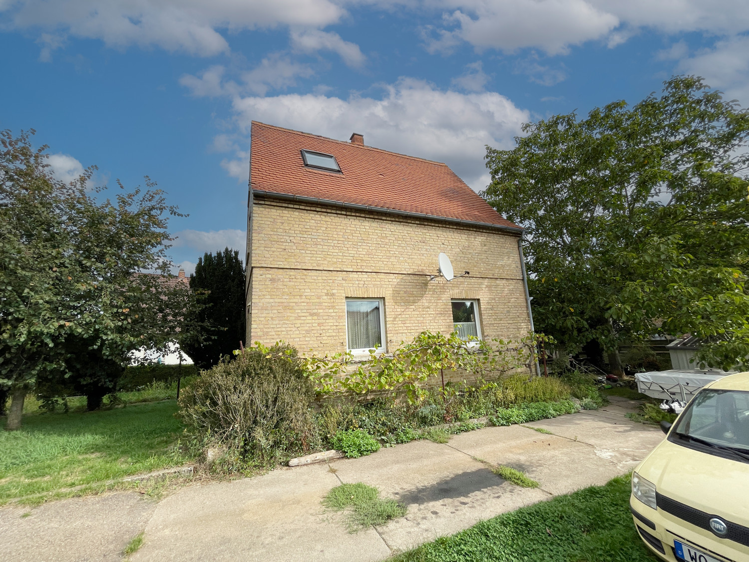 Sanierung oder Neubau... in guter Lage von Worms-Leiselheim!