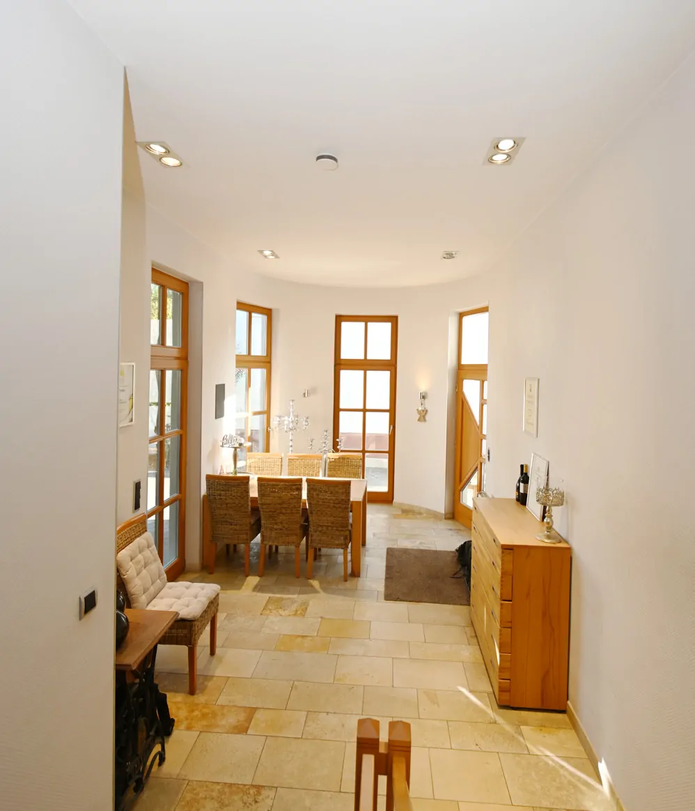 Vielseitiges Familienanwesen mit Gewerbeoption und ELW zur Erfüllung Ihrer Wohnwünsche!