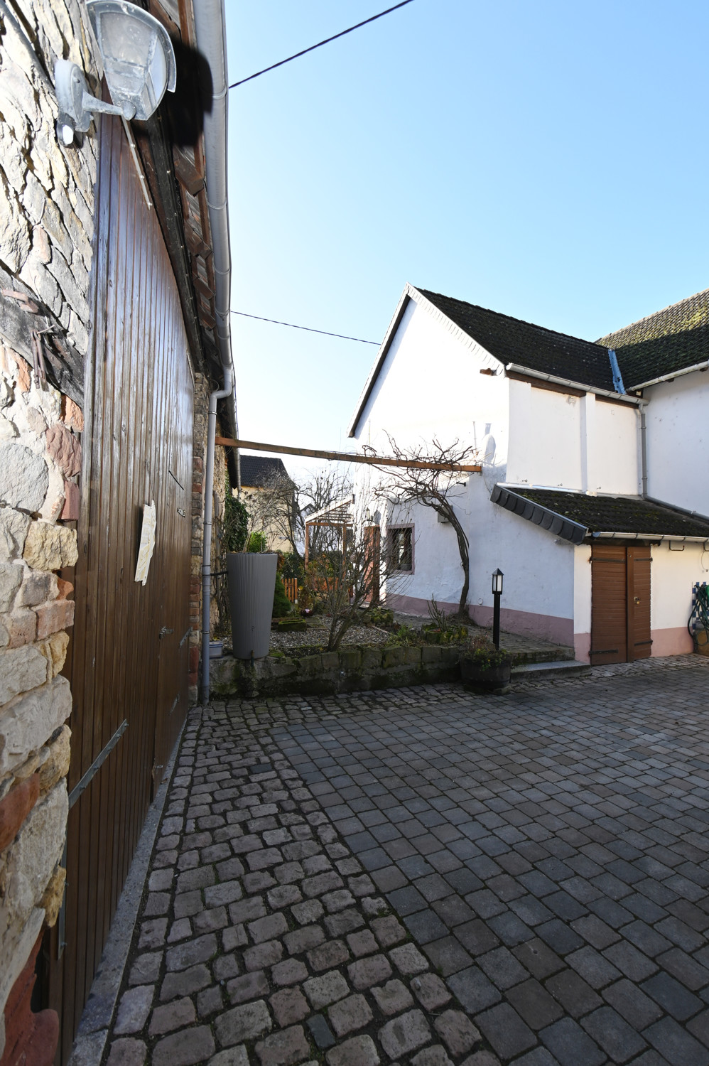 Charmantes Einfamilienhaus mit Terrasse,   Garten und gut erhaltener Scheune!