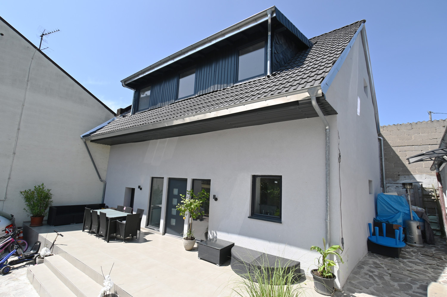 Haus 1