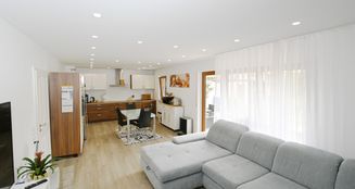 von_poll_real_estate_property_25154005_image_12