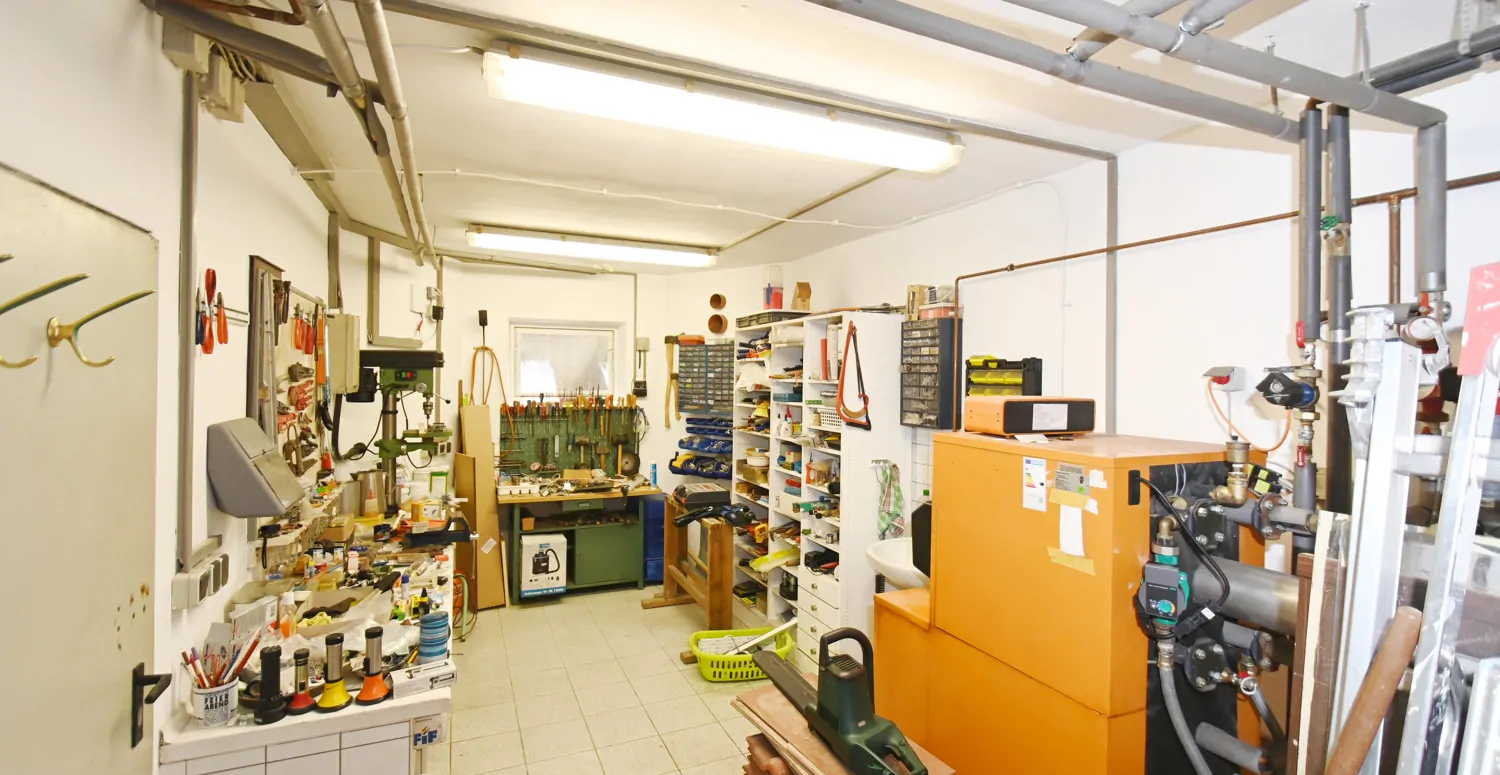 UG, Heizungsraum und Werkstatt