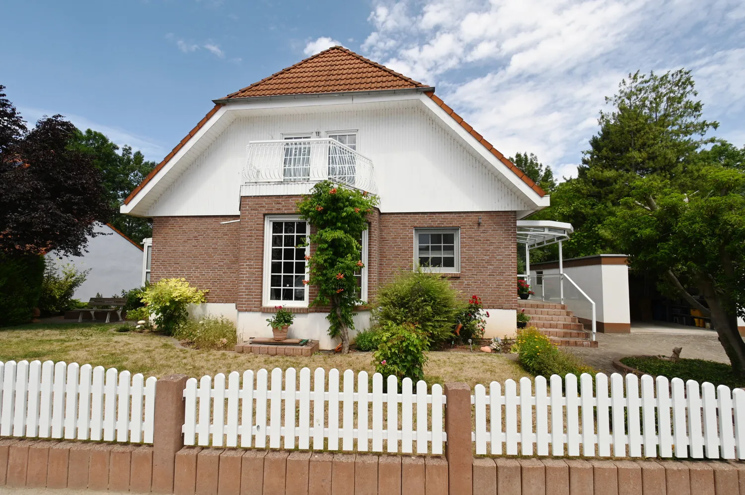 Maison familiale dans un cadre magnifique au bord de la rivière Pfrimm !