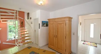 von_poll_real_estate_property_25154010_image_10