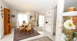 von_poll_real_estate_property_25154010_image_12