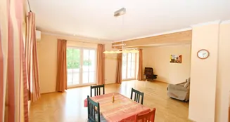 von_poll_real_estate_property_25154004_image_18