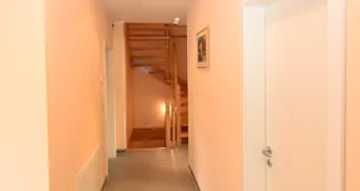 von_poll_real_estate_property_25154004_image_14