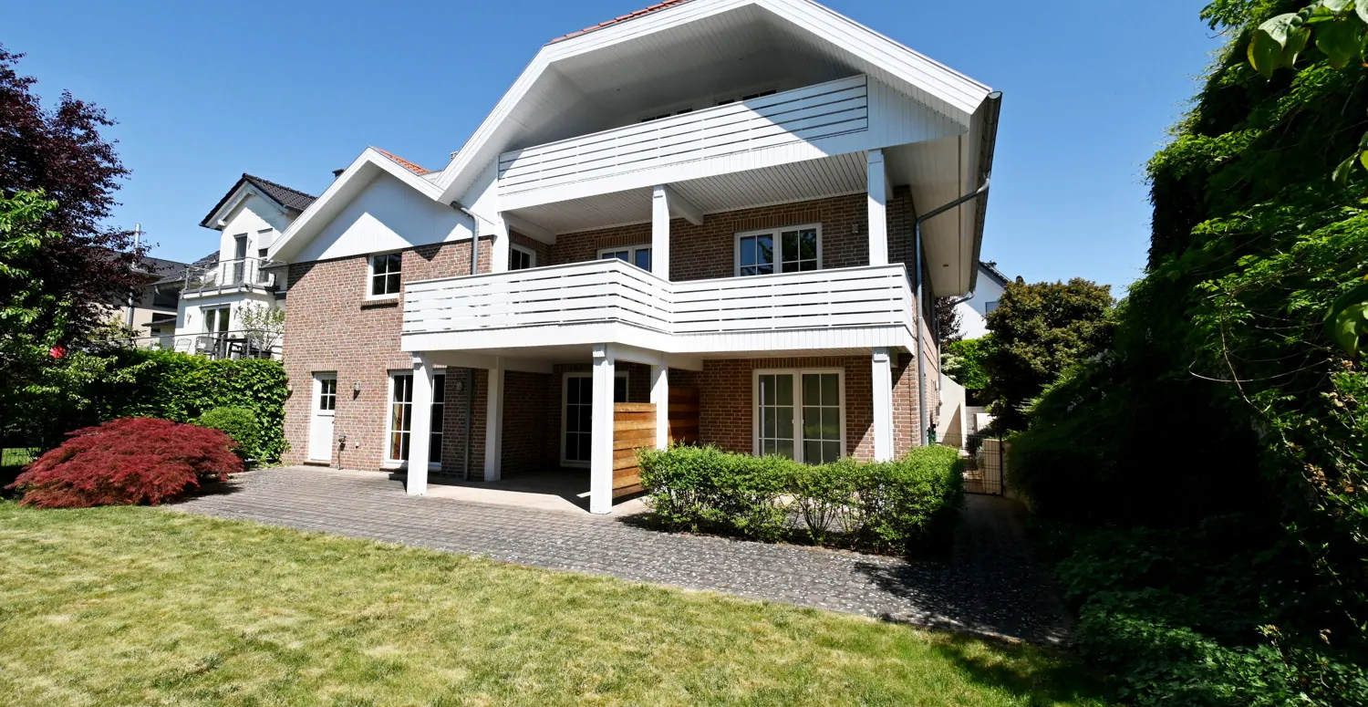 Exclusives EFH mit ELW und PV-Anlage für Ihr Familienglück!