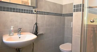 von_poll_real_estate_property_25154004_image_12