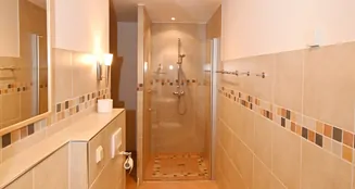 von_poll_real_estate_property_25154004_image_26