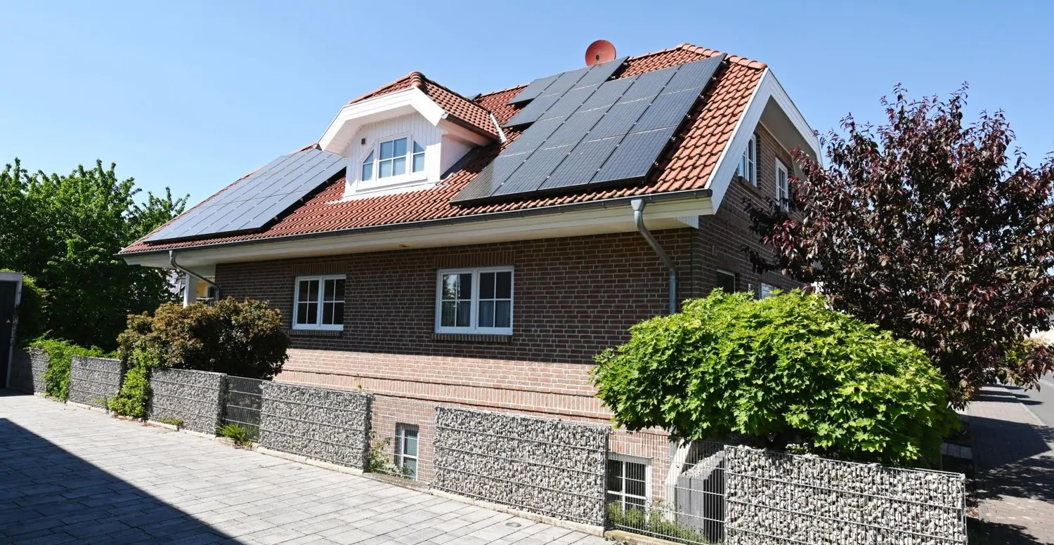 Exclusives EFH mit ELW und PV-Anlage für Ihr Familienglück!