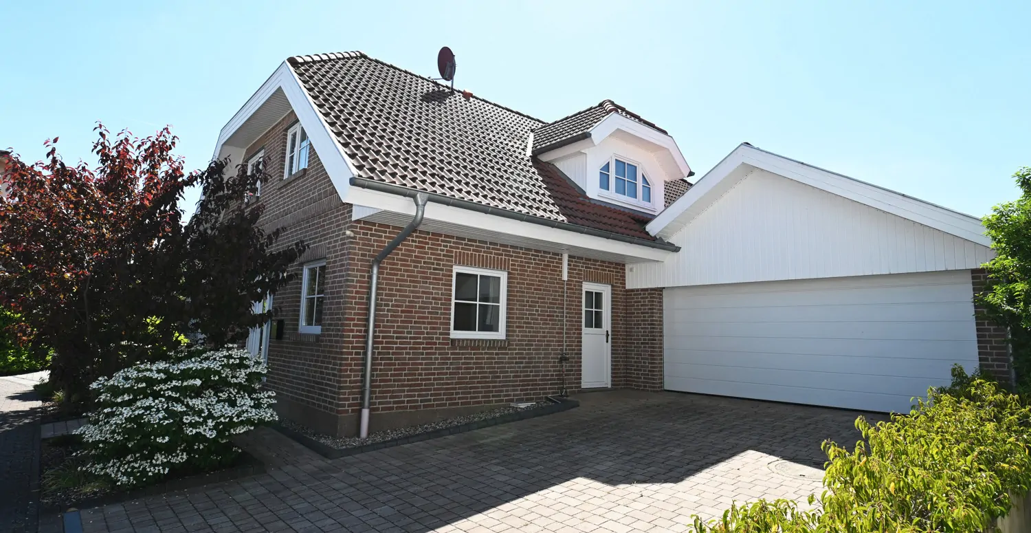 Exclusives EFH mit ELW und PV-Anlage für Ihr Familienglück!