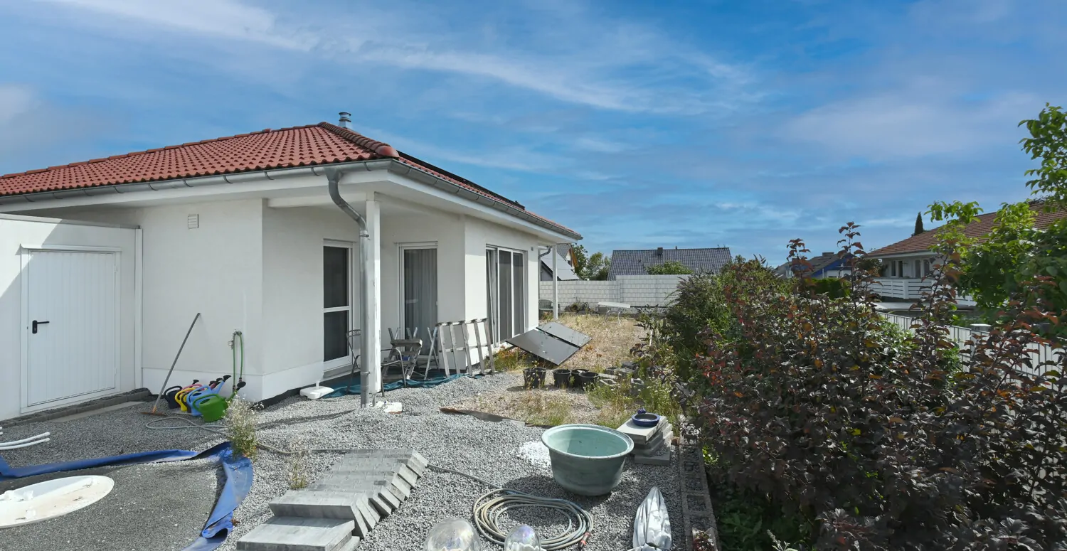 Barrierefreier Bungalow mit luxuriöser Ausstattung und niedrigem Energieverbrauch!