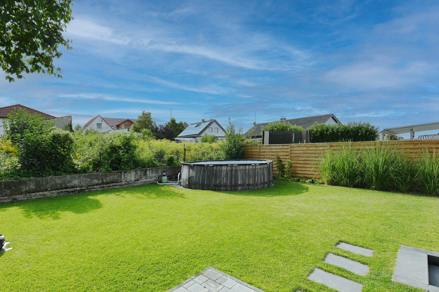 Naturnahes Wohnen mit Flair und großem Garten!