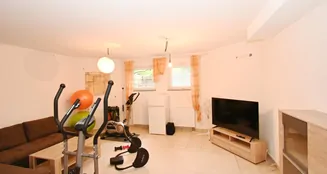 von_poll_real_estate_property_25154015_image_28