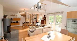 von_poll_real_estate_property_25154015_image_7