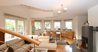 von_poll_real_estate_property_25154015_image_8