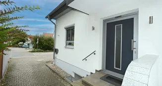 von_poll_real_estate_property_25154017_image_2