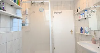 von_poll_real_estate_property_25154021_image_12