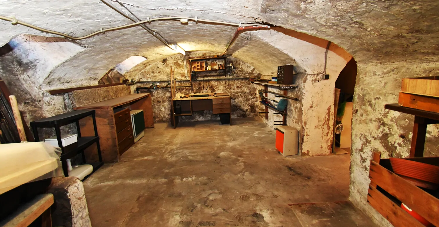 Gut erhaltenes EFH mit Garage & Carport sowie  pflegeleichtem Garten zu verkaufen!