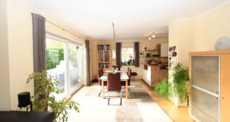 von_poll_real_estate_property_25154018_image_12