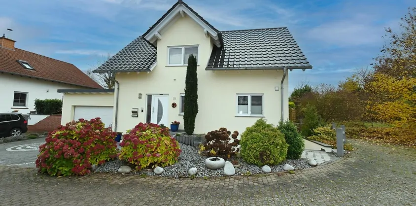 von Poll Immobilien GmbH