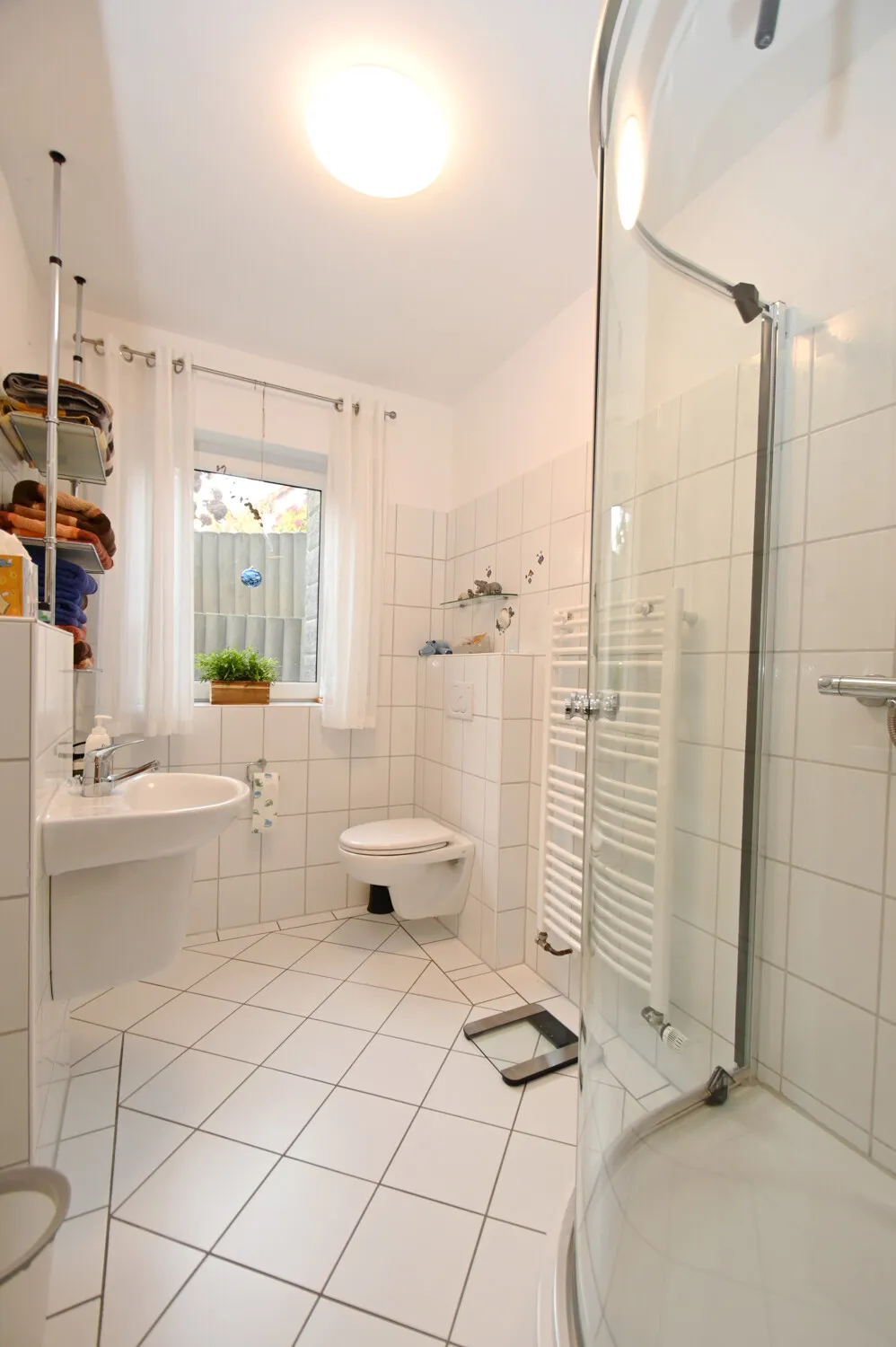 UG Tageslicht Duschbad