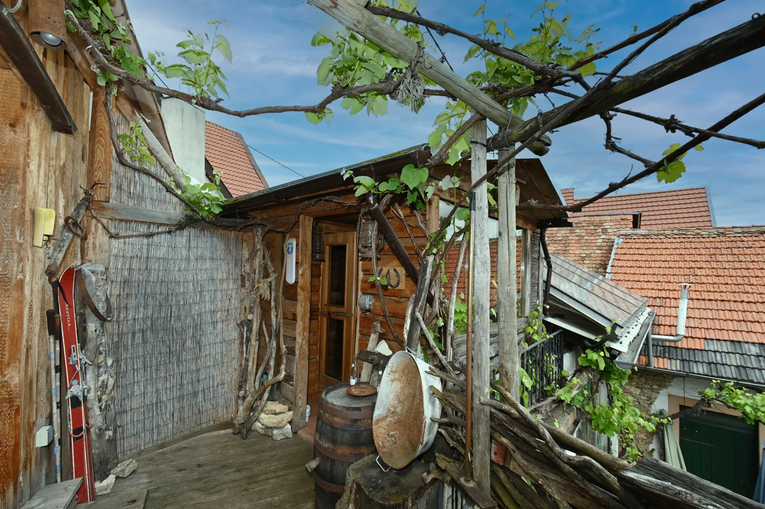 OG Außensauna mit Dusche