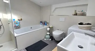 von_poll_real_estate_property_25169025_image_7