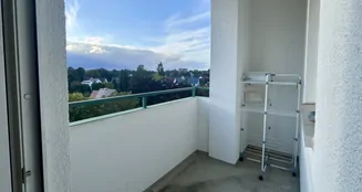 von_poll_real_estate_property_25091010_image_1