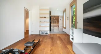 von_poll_real_estate_property_25251028_image_9