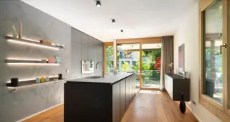 von_poll_real_estate_property_25251028_image_0