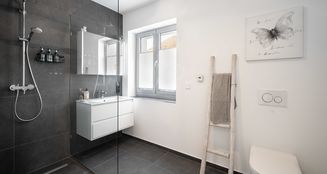 von_poll_real_estate_property_25251016_image_10