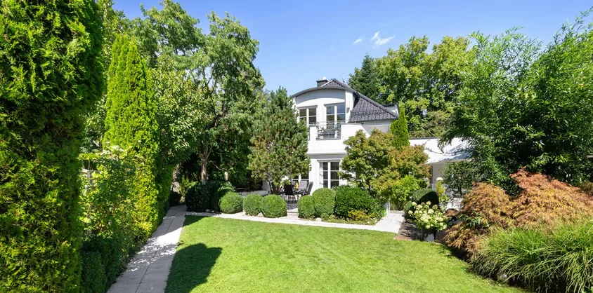 von Poll Immobilien GmbH