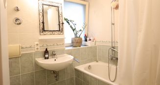 von_poll_real_estate_property_25251018_image_13