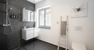 von_poll_real_estate_property_25251030_image_10