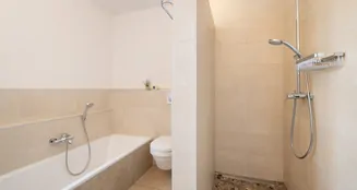 von_poll_real_estate_property_25251036_image_11