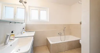 von_poll_real_estate_property_25251036_image_10