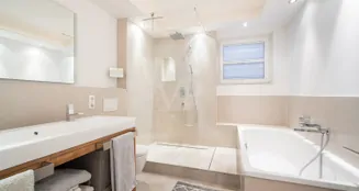 von_poll_real_estate_property_25251037_image_17