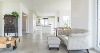 von_poll_real_estate_property_25248041_image_0