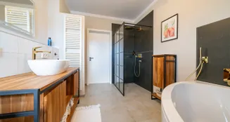 von_poll_real_estate_property_24248049_image_15