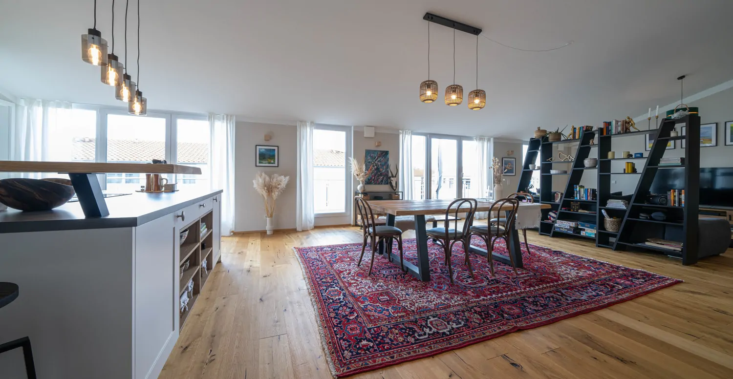 Terrassenausgänge von allen Bereichen