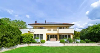 von_poll_real_estate_property_25248033_image_1