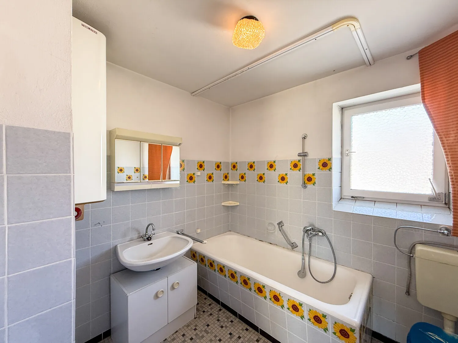 Bestand - OG Badezimmer
