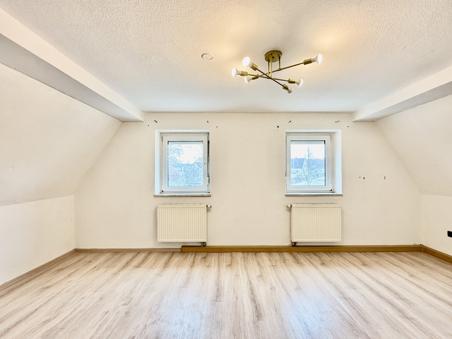 Schlafzimmer DG
