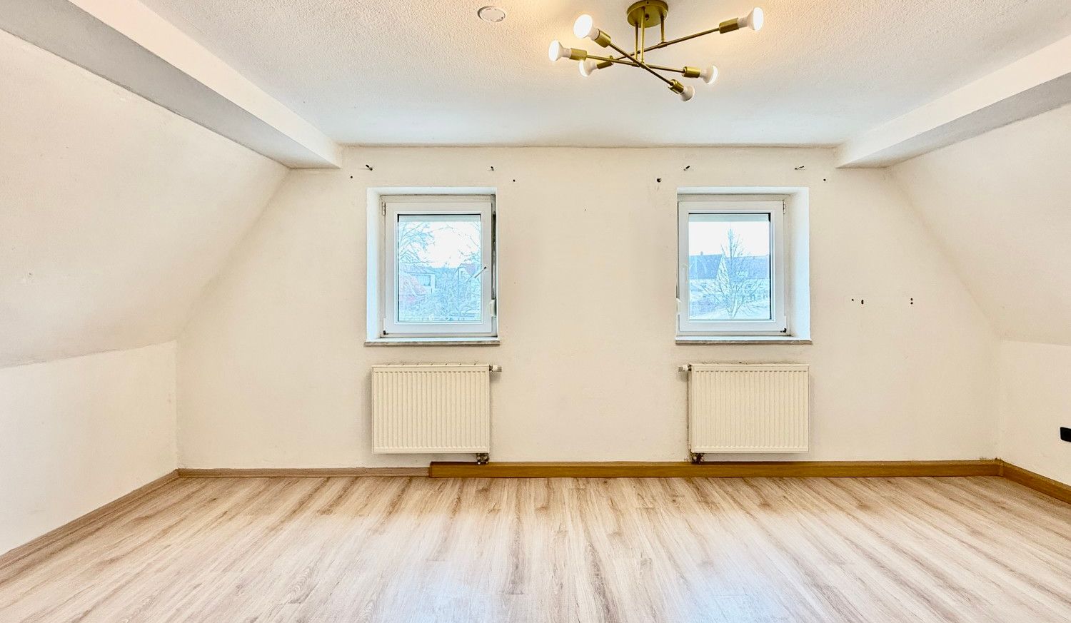 Schlafzimmer DG