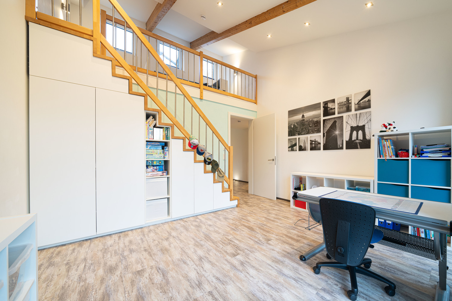 Maisonette-Kinderzimmer für unterteilte Wohnbereiche