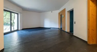 von_poll_real_estate_property_25248028_image_21